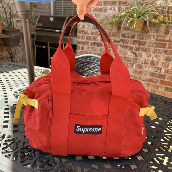 Supreme Duffle Bag - Picture 2 of 6